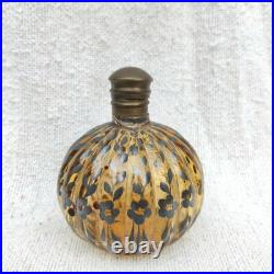 1930 Vintage Art Déco Floral Feuille Travail Verre Flacon de Parfum Laiton GL103 1930 Vintage Art Déco Floral Feuille Travail Verre Flacon de Parfum Laiton GL103