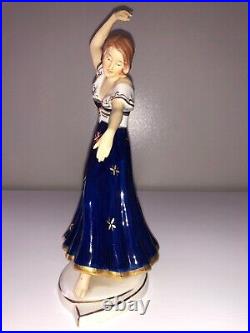 ANTIQUE ROYAL DUX Art Deco Lady Femme Garçonne Danseuse figure figurine porcelaine