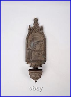 Ancien bénitier en régule Art Déco de Notre Dame de Lourdes début XXème