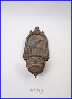 Ancien bénitier en régule Art Déco de Notre Dame de Lourdes début XXème