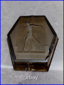Ancien élégant cendrier en verre art déco avec femme