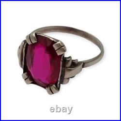 Ancienne bague Art déco en argent avec cristal rubis pour femmes, vers 1930 Ancienne bague Art déco en argent avec cristal rubis pour femmes, vers 1930