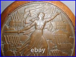 Ancienne grosse medaille plaque en bronze art deco G. GUIRAUD militaire marine