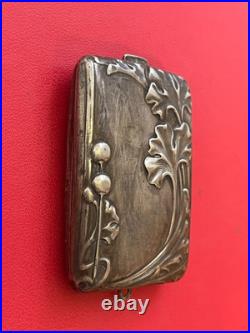 Art Déco. Beau porte photo vintage en argent, avec bélière, à découvrir