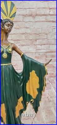 Art Déco / Nouveau Spéciale Patine Sexy Fille de Collection Bronze Statue
