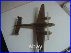 Avion bimoteur en bronze époque art déco circa 1940, 19 cm x 26 cm