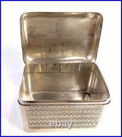 BOITE EN METAL ARGENTÉ PARFAIT ETAT ART DECO 11 cm x 7 x 7 cm