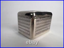 BOITE EN METAL ARGENTÉ PARFAIT ETAT ART DECO 11 cm x 7 x 7 cm