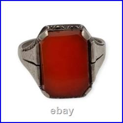 Bague Art déco en argent 835 et cornaline rectangulaire, vers 1930-1940, cade Bague Art déco en argent 835 et cornaline rectangulaire, vers 1930-1940, cade