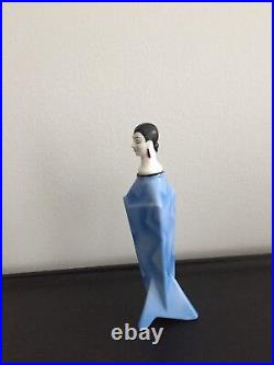 Bouteille de parfum en porcelaine art déco bavaroise femme figurative