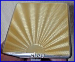 Compact Art Déco En Argent Stg Et Émail Jaune Attrayant H/M 1938 Harmon Bros Compact Art Déco En Argent Stg Et Émail Jaune Attrayant H/M 1938 Harmon Bros