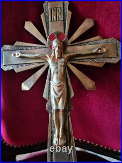 Crucifix art deco