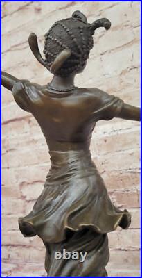 Élégance Détail Art Déco Bronze Par CL. J R Colinet Statue De Collection