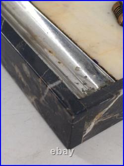 Encrier Art Déco en marbre et bronze Mouette sur boule verre 1930