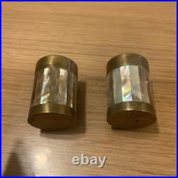 Ensemble Salière Et Poivrier En Laiton Et Nacre Style Art Deco Ref AO