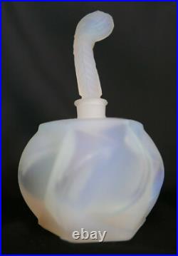 Flacon parfum verre opalescent ART DECO Sabino, Lalique, Etling, verlys 9 cm