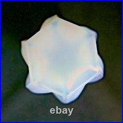 Flacon parfum verre opalescent ART DECO Sabino, Lalique, Etling, verlys 9 cm
