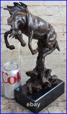 Grand Art Déco Fonte de Collection Arabe Racing Cheval Bronze Sculpture Statue