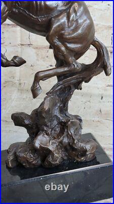 Grand Art Déco Fonte de Collection Arabe Racing Cheval Bronze Sculpture Statue
