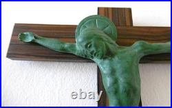 HARTMANN, ART DECO, CHRIST BRONZE VERT ANTIQUE, CROIX MACASSAR-SIGNE, circa 1935
