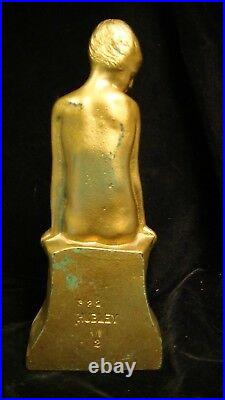 HUBLEY Art Deco Nude fonte butoir pour portes Numéro de modèle 322 LOT#235