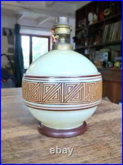 Joli Pied de lampe boule en verre opalin art déco, vers 1920 vintage collection Joli Pied de lampe boule en verre opalin art déco, vers 1920 vintage collection