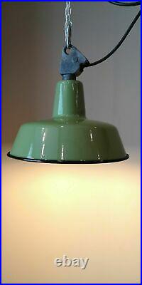 LAMPE INDUSTRIELLE BAUHAUS ART DECO FACTORY LAMPE abat-jour LAMPE EN ÉMAIL