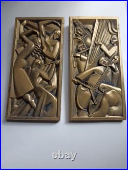 Lot 2 Bas-relief Art déco'L'orchestre et la dansed'après les frères Martel Lot 2 Bas-relief Art déco'L'orchestre et la dansed'après les frères Martel