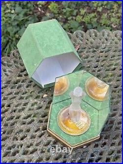 Molines Jolie Marquise années 1930 Femme Art Deco & Flacon De Parfum Verre