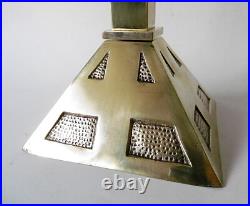 PIQUE CIERGE ART DECO MODERNISTE, BRONZE CISELE et LAITON, H=33,5 cm, circa 1930