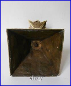 PIQUE CIERGE ART DECO MODERNISTE, BRONZE CISELE et LAITON, H=33,5 cm, circa 1930