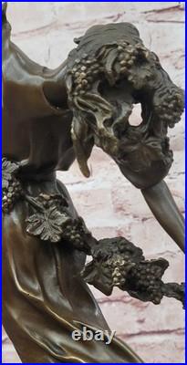 Pierre Collinet Vigne Guirlande Femme Bronze Statue Art Déco de Collection
