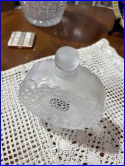 Rare Flacon À Parfum Art Déco Signé R. Lalique France Cristal Satiné Rare Flacon À Parfum Art Déco Signé R. Lalique France Cristal Satiné