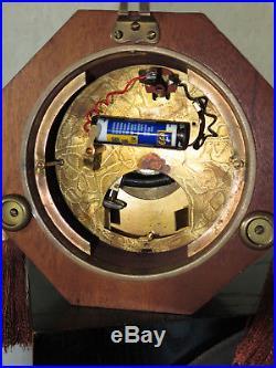 Rare et belle horloge ATO, serie Sue et Mare, clock collection