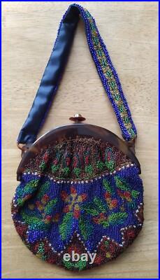Sac ancien ART DECO aumônière minaudière brodé de perles anse fermoir bakélite