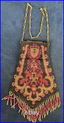Sac de soirée Art Déco 1920 perles verre bakélite décorée miroir intérieur