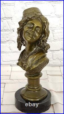 Sculpture Buste Bronze Signé M. Lopez Dame Souriante Art Déco Collection