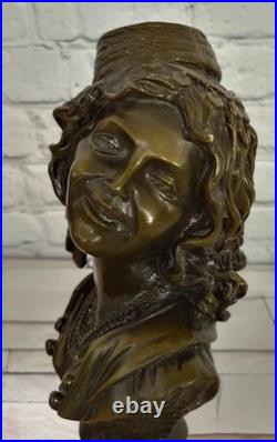 Sculpture Buste Bronze Signé M. Lopez Dame Souriante Art Déco Collection