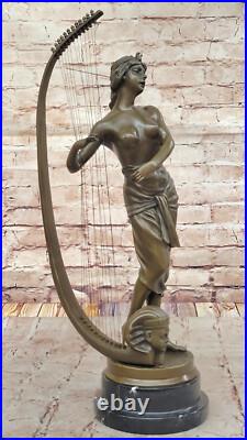 Statue De Musicien En Bronze Art Déco Ouvre D'Art De Collection Détailée
