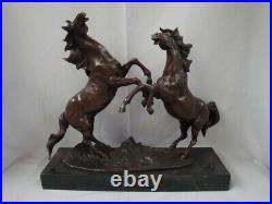 Statue Sculpture Cheval Animalier Style Art Deco Style Art Nouveau Bronze massif