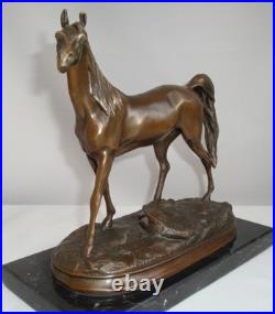 Statue Sculpture Cheval Animalier Style Art Deco Style Art Nouveau Bronze massif Statue Sculpture Cheval Animalier Style Art Deco Style Art Nouveau Bronze massif