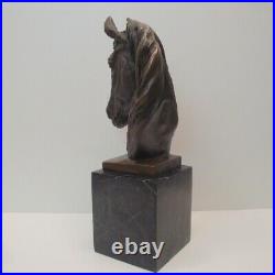 Statue Sculpture Cheval Animalier Style Art Deco Style Art Nouveau Bronze massif