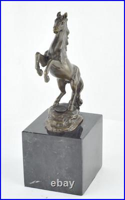 Statue Sculpture Cheval Animalier Style Art Deco Style Art Nouveau Bronze massif Statue Sculpture Cheval Animalier Style Art Deco Style Art Nouveau Bronze massif