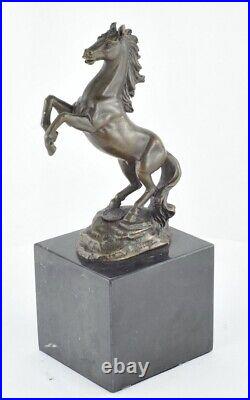 Statue Sculpture Cheval Animalier Style Art Deco Style Art Nouveau Bronze massif