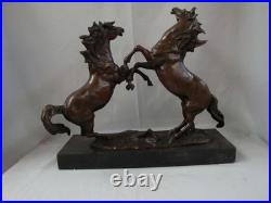 Statue Sculpture Cheval Animalier Style Art Deco Style Art Nouveau Bronze massif