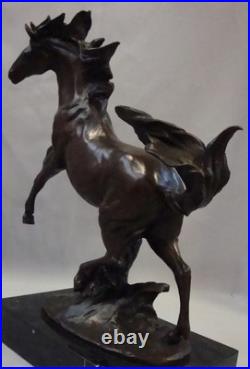 Statue Sculpture Cheval Animalier Style Art Deco Style Art Nouveau Bronze massif