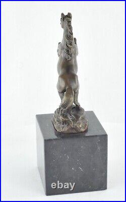 Statue Sculpture Cheval Animalier Style Art Deco Style Art Nouveau Bronze massif