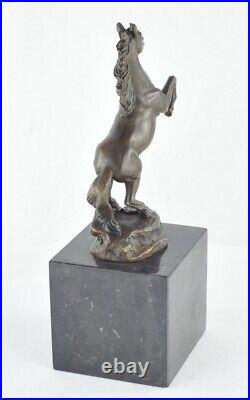 Statue Sculpture Cheval Animalier Style Art Deco Style Art Nouveau Bronze massif