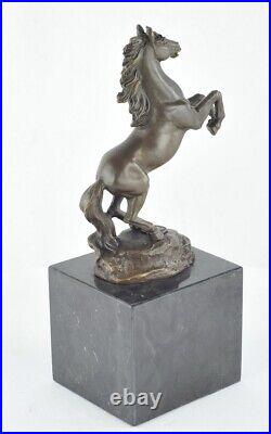 Statue Sculpture Cheval Animalier Style Art Deco Style Art Nouveau Bronze massif