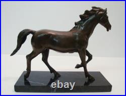 Statue Sculpture Cheval Poulain Animalier Style Art Deco Style Art Nouveau Bronz Statue Sculpture Cheval Poulain Animalier Style Art Deco Style Art Nouveau Bronz